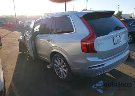 2018 Volvo Xc90 T6 Inscription z USA, uszkodzony, nr VIN YV4A22PL7J1201834